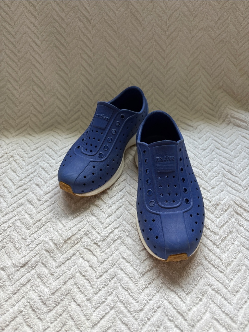 Native Kids Slip-On Water Shoes in Blue with White Sole